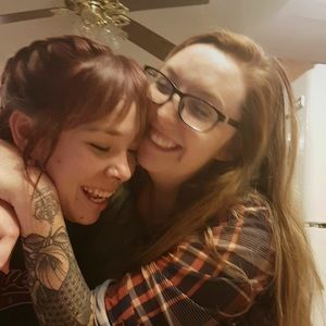 Meet your Posher, Tia